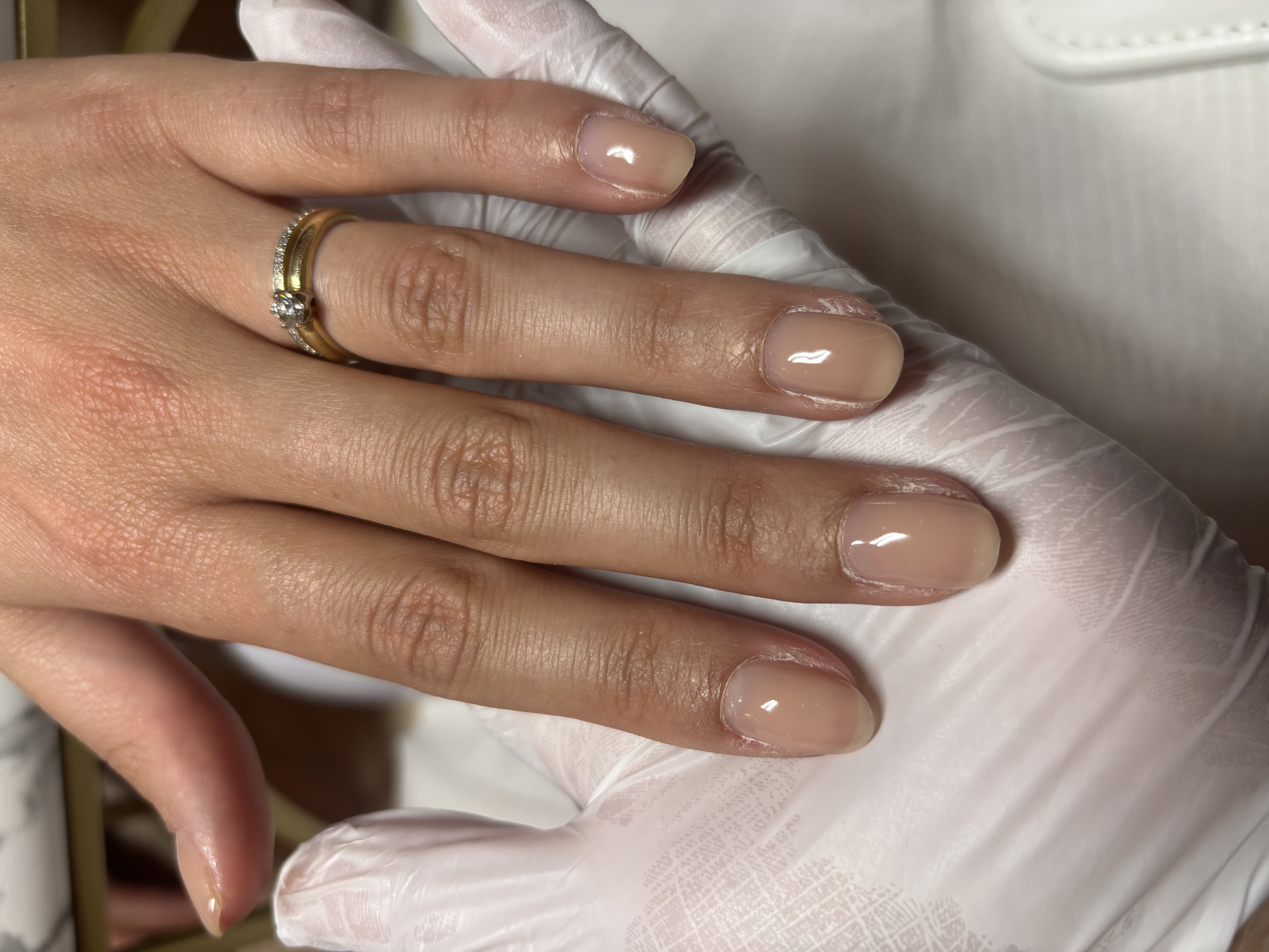 BIAB: Natural Nail Treatment (Soak-off)